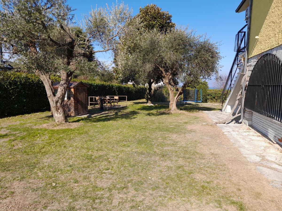 Villa La Magnolia - Private Beach Access, Garden, Views Лацизе Екстер'єр фото
