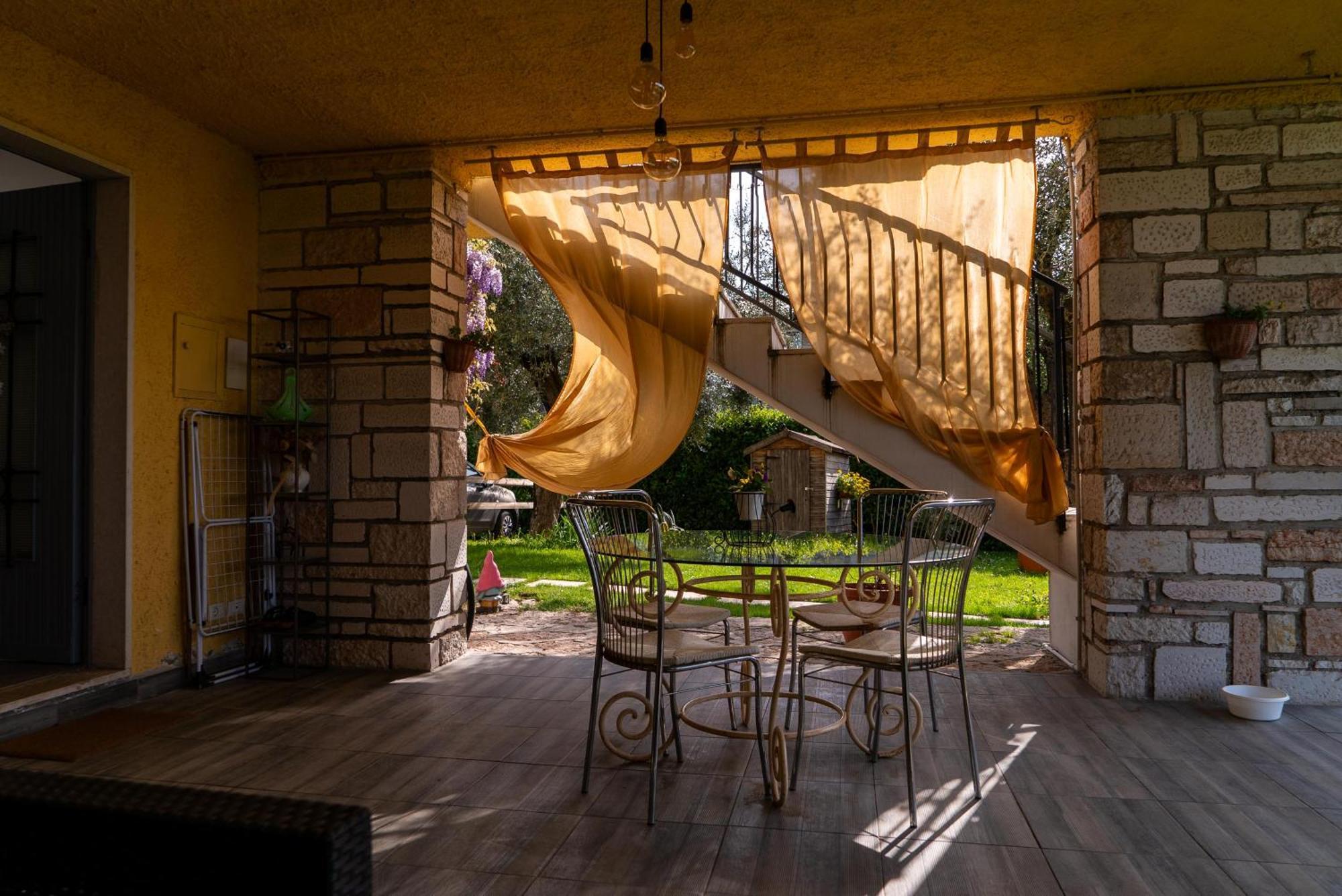 Villa La Magnolia - Private Beach Access, Garden, Views Лацизе Екстер'єр фото